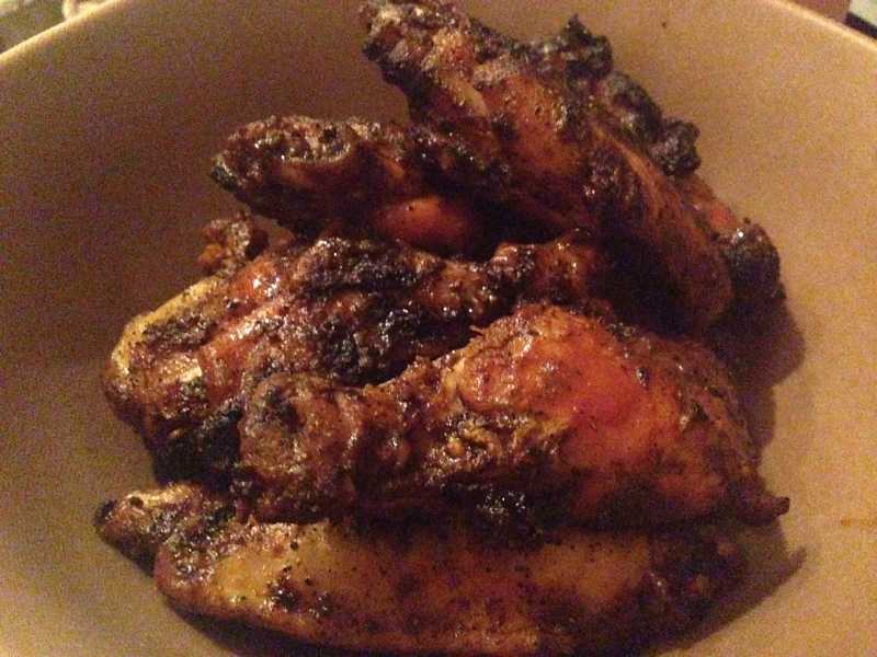 Minero chargrilled Valentina doused wings.jpg